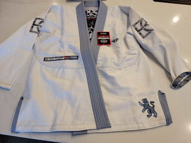 BJJ COUTURE SVǴ LTD 1.0 GI - White